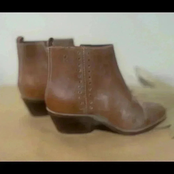 ROAN AGGIE Bootie Size 7 NWOB - Picture 5 of 11